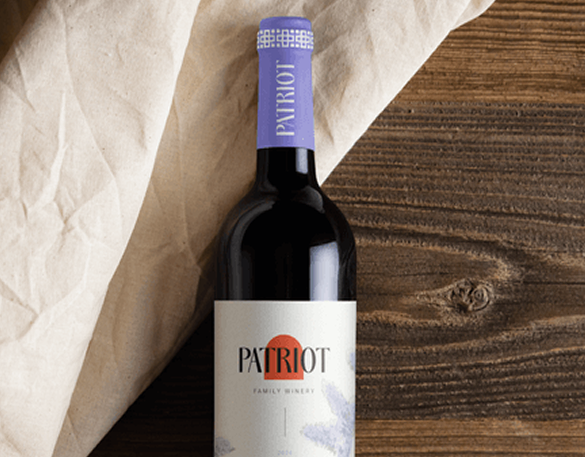 Patriot wine bottle